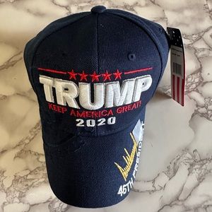 President Donald Trump Signature Keep America Great Baseball Cap/Hat in Navy